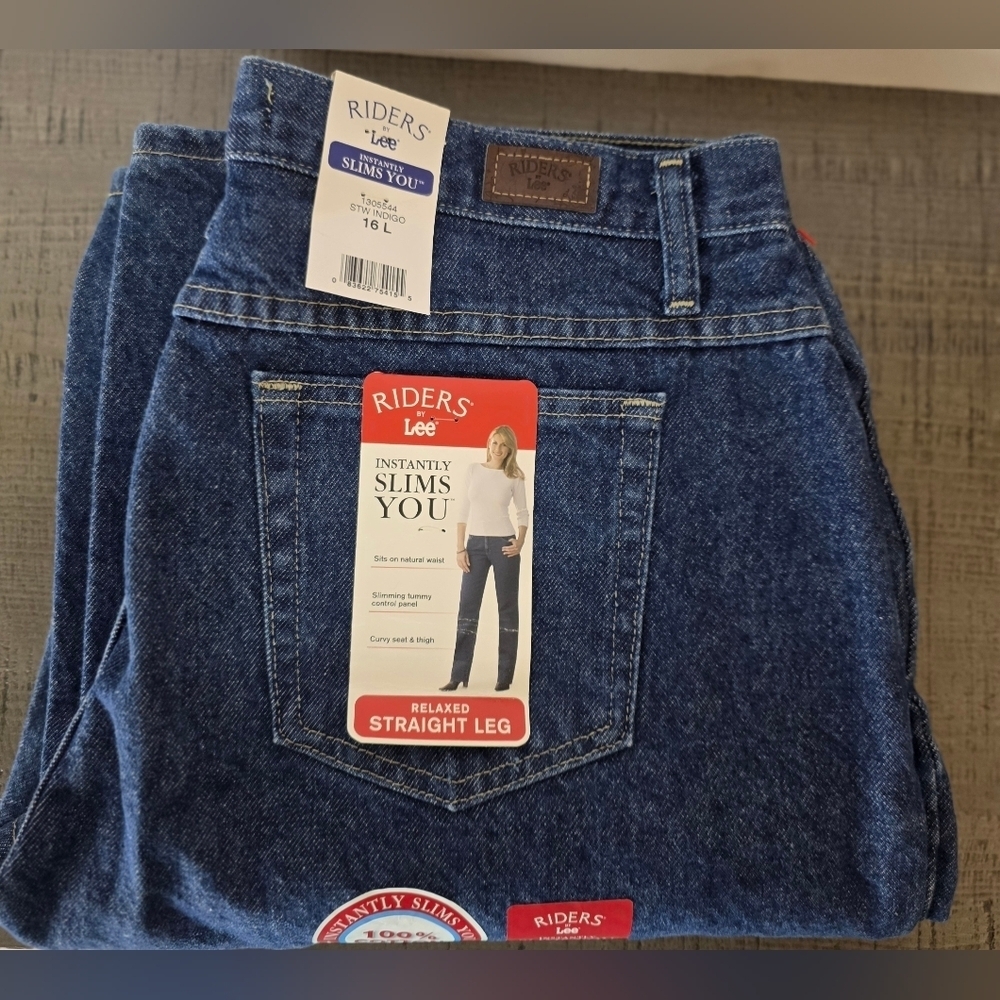 Lee Women's Straight Leg Blue Jeans - Picture 2 of 6